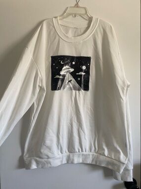 SHEIN White Sweatshirt with Black Alien UFO Graphic